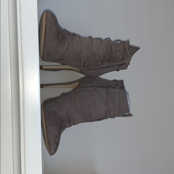 Brand New Heels! - Picture 3 of 3